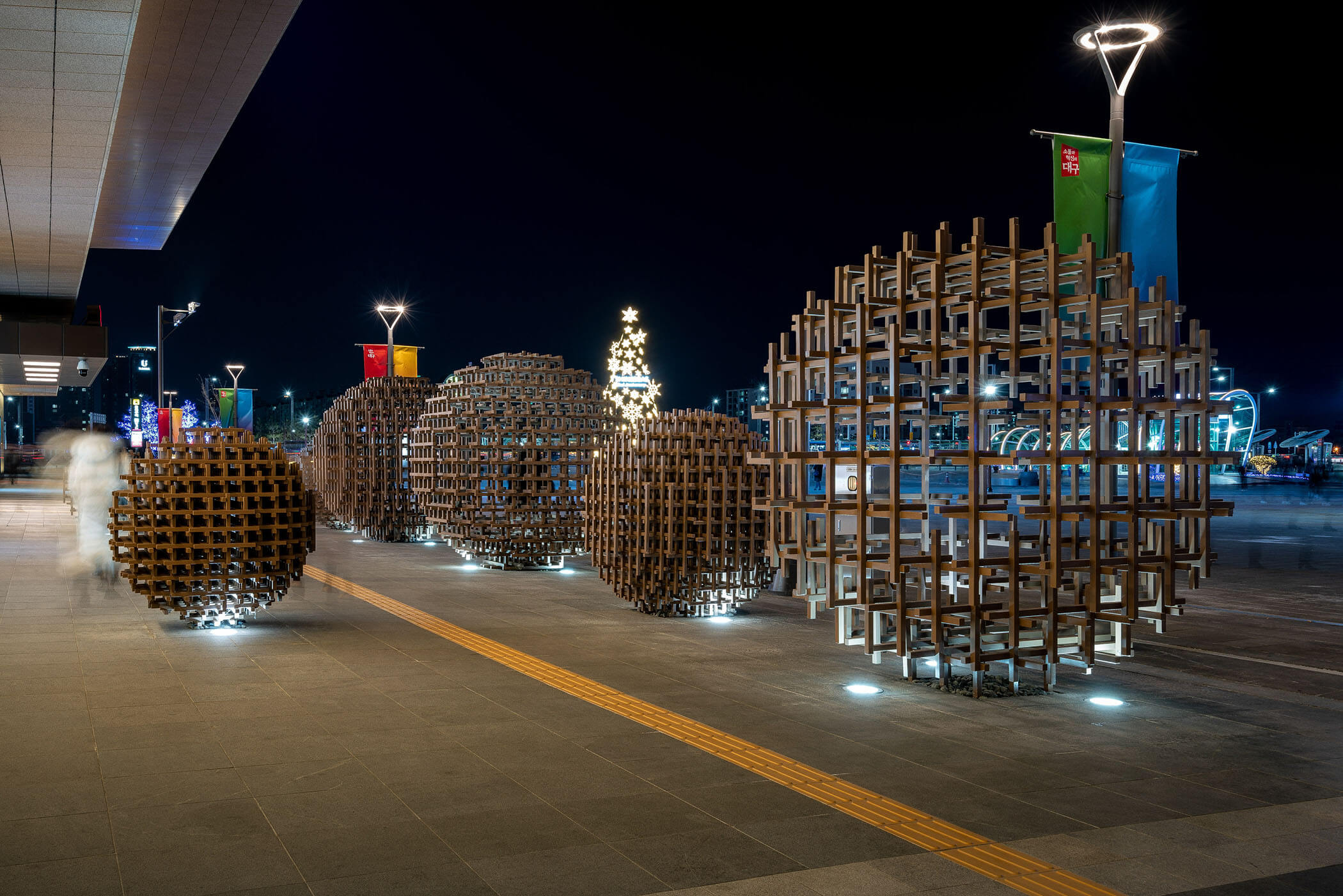Sphere, 2016 전시전경 3