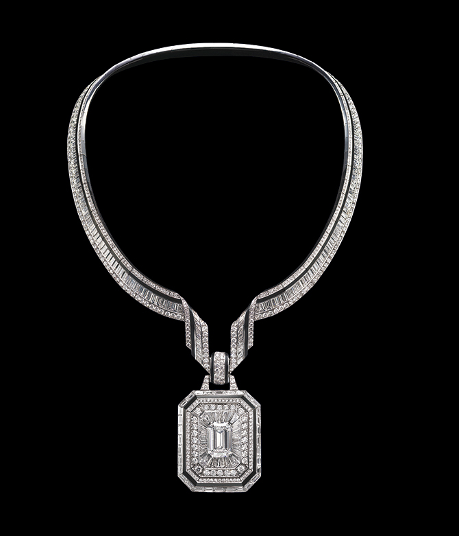 Magazine : 시간을 견디는 빛