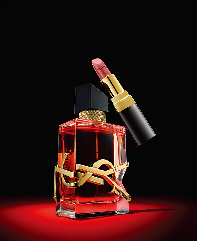 Magazine : COLOR OF THE SEASON