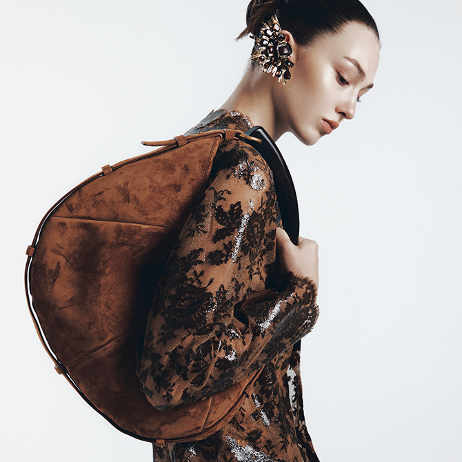Magazine : THE MUST-HAVE EDIT